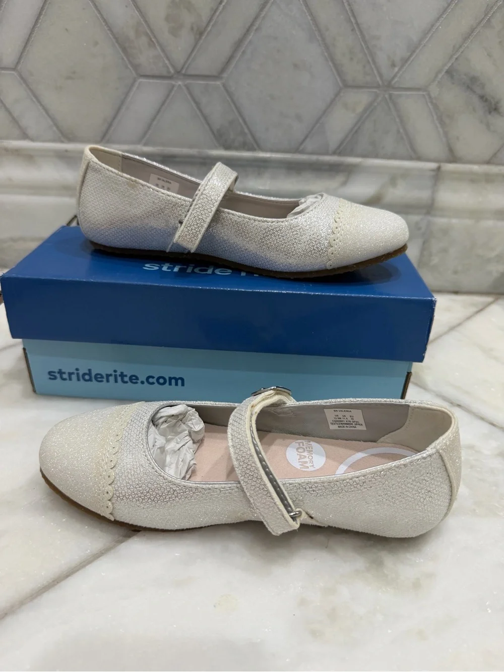 NEW Size 12.5 Stride Rite Valeria Glitter Mary Jane Dress Shoes